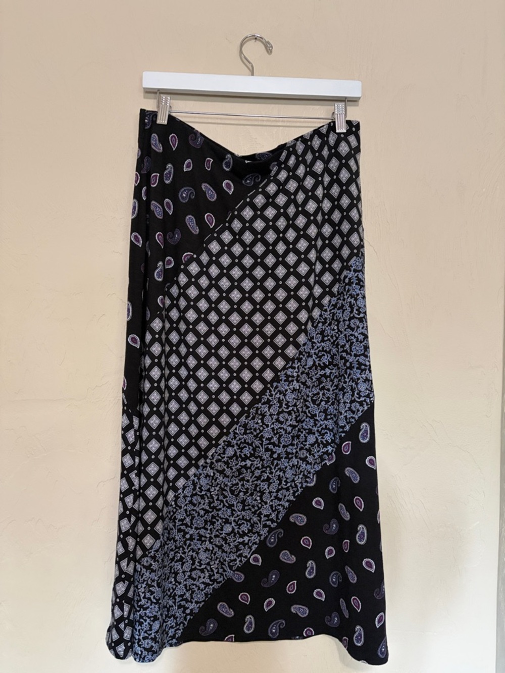 J.Jill Black and Blue Patterned Maxi Skirt. Excellent Like New Condition!
